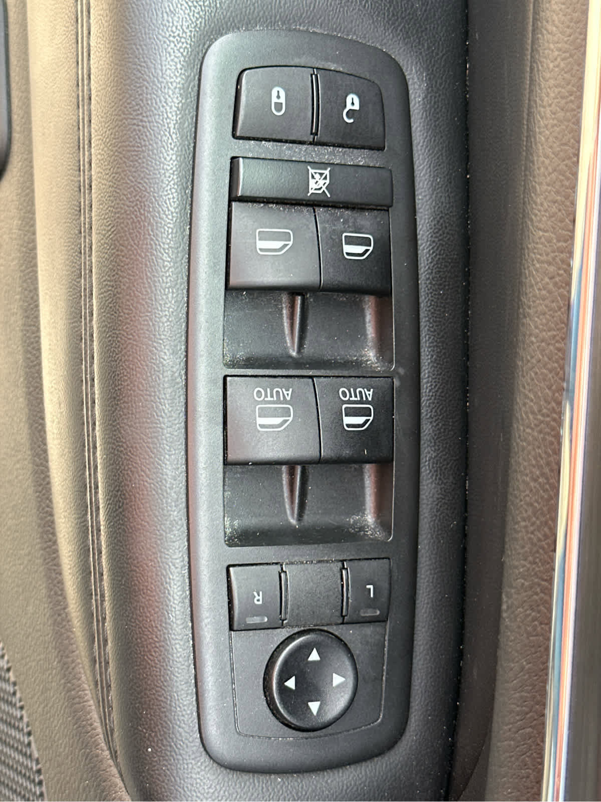 Used 2021 Jeep Grand Cherokee Limited image 23