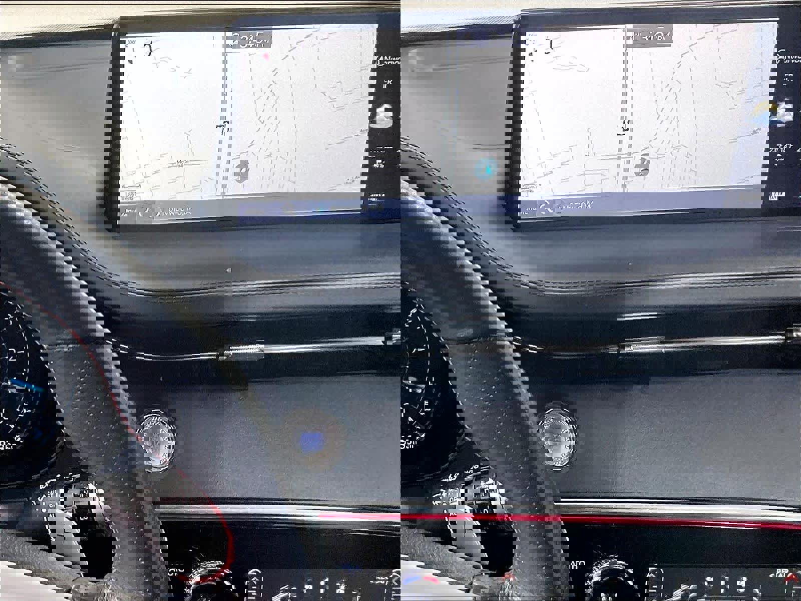 Used 2023 Genesis GV70 2.5T w/ Sport Prestige Package image 19