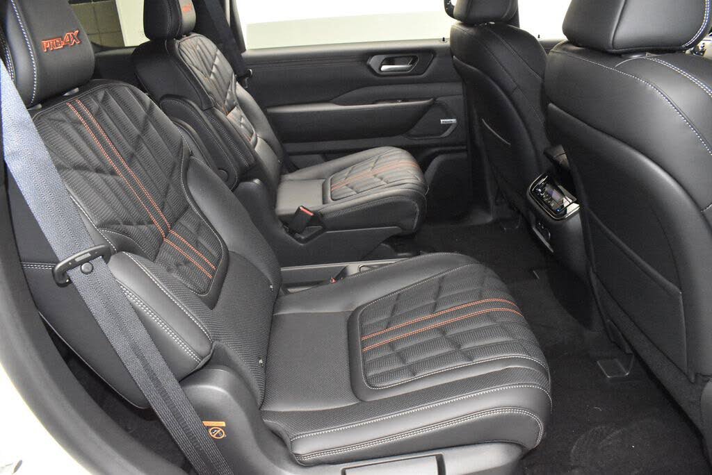 New 2026 Nissan Armada PRO-4X AWD/4WD image 20