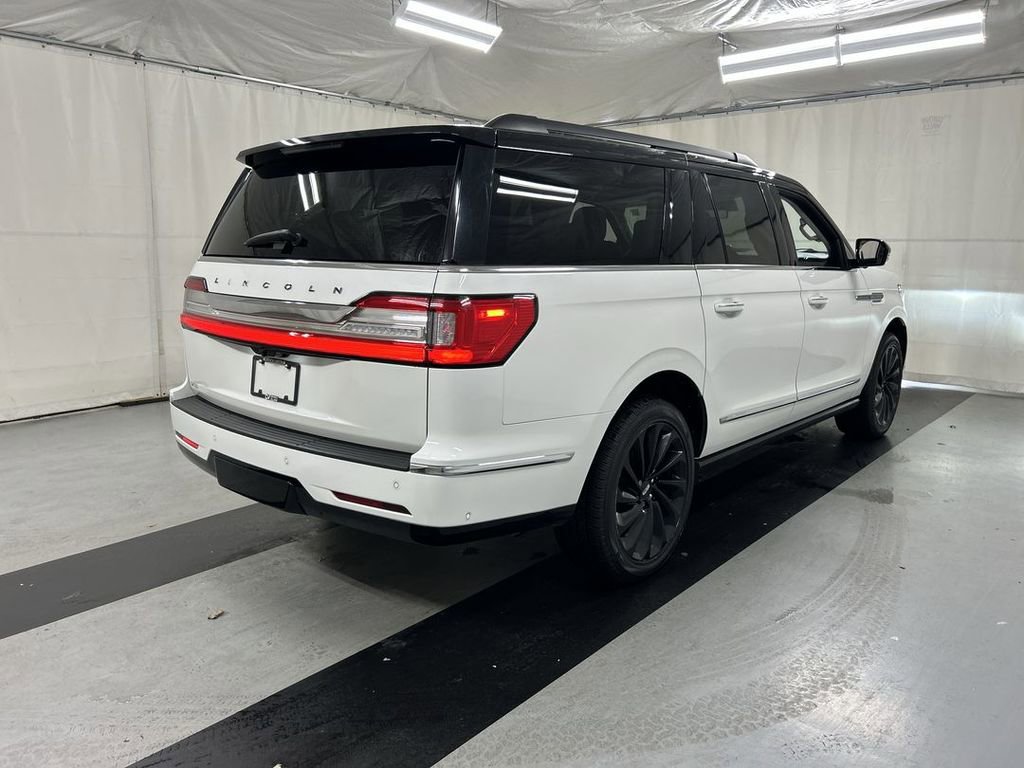 Used 2021 Lincoln Navigator L Black Label w/ Special Edition Package AWD/4WD image 2