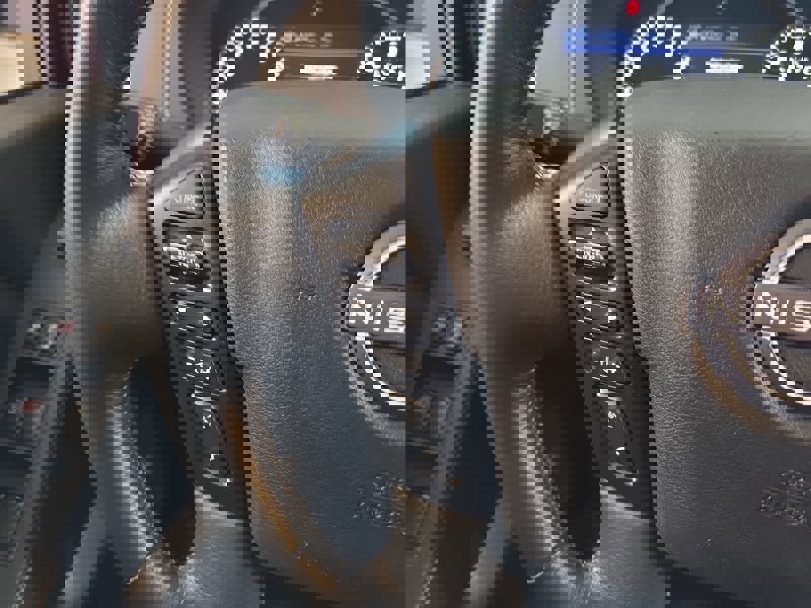 Used 2023 Nissan Frontier SV w/ SV Convenience Package image 25