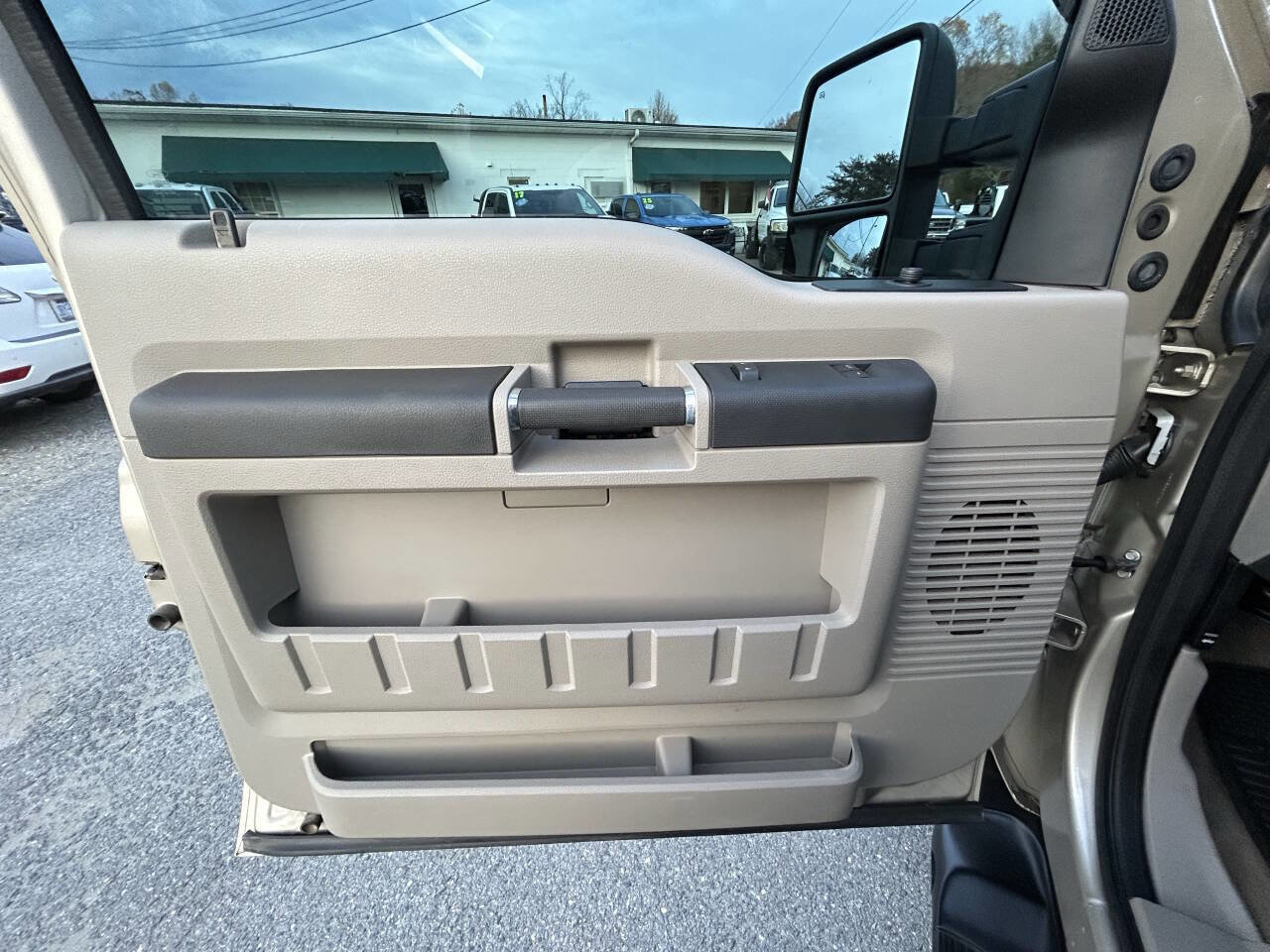 Used 2008 Ford F350 XLT image 18