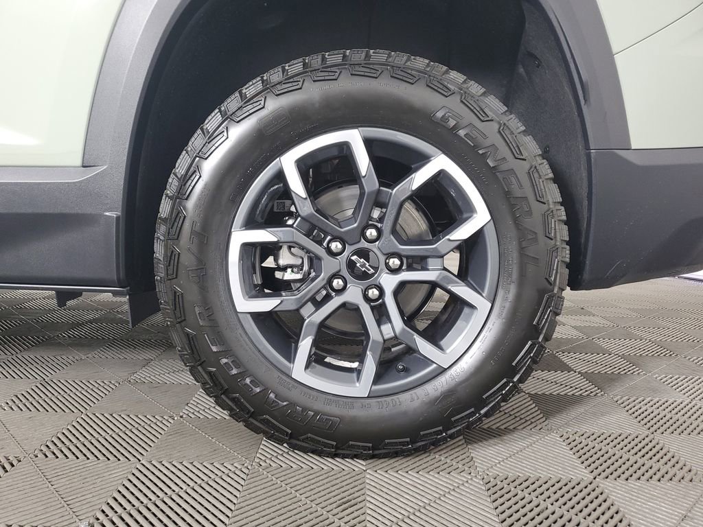 New 2026 Chevrolet Equinox ACTIV image 30