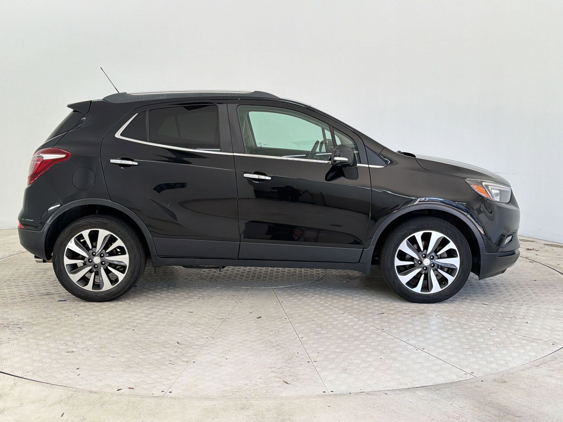 Used 2017 Buick Encore Preferred FWD image 7
