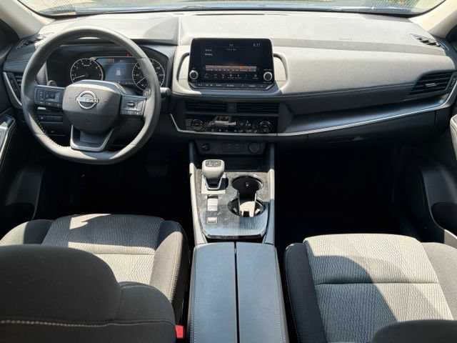 Certified 2026 Nissan Rogue SV FWD image 33