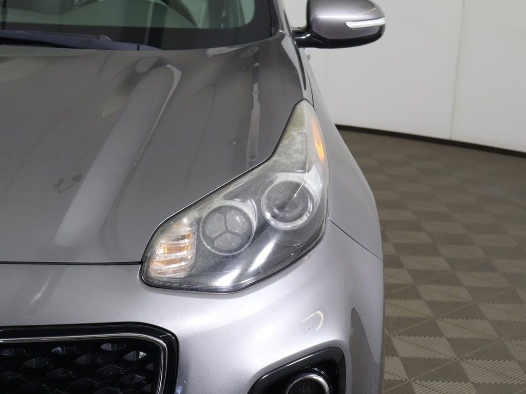 Used 2018 Kia Sportage EX image 12