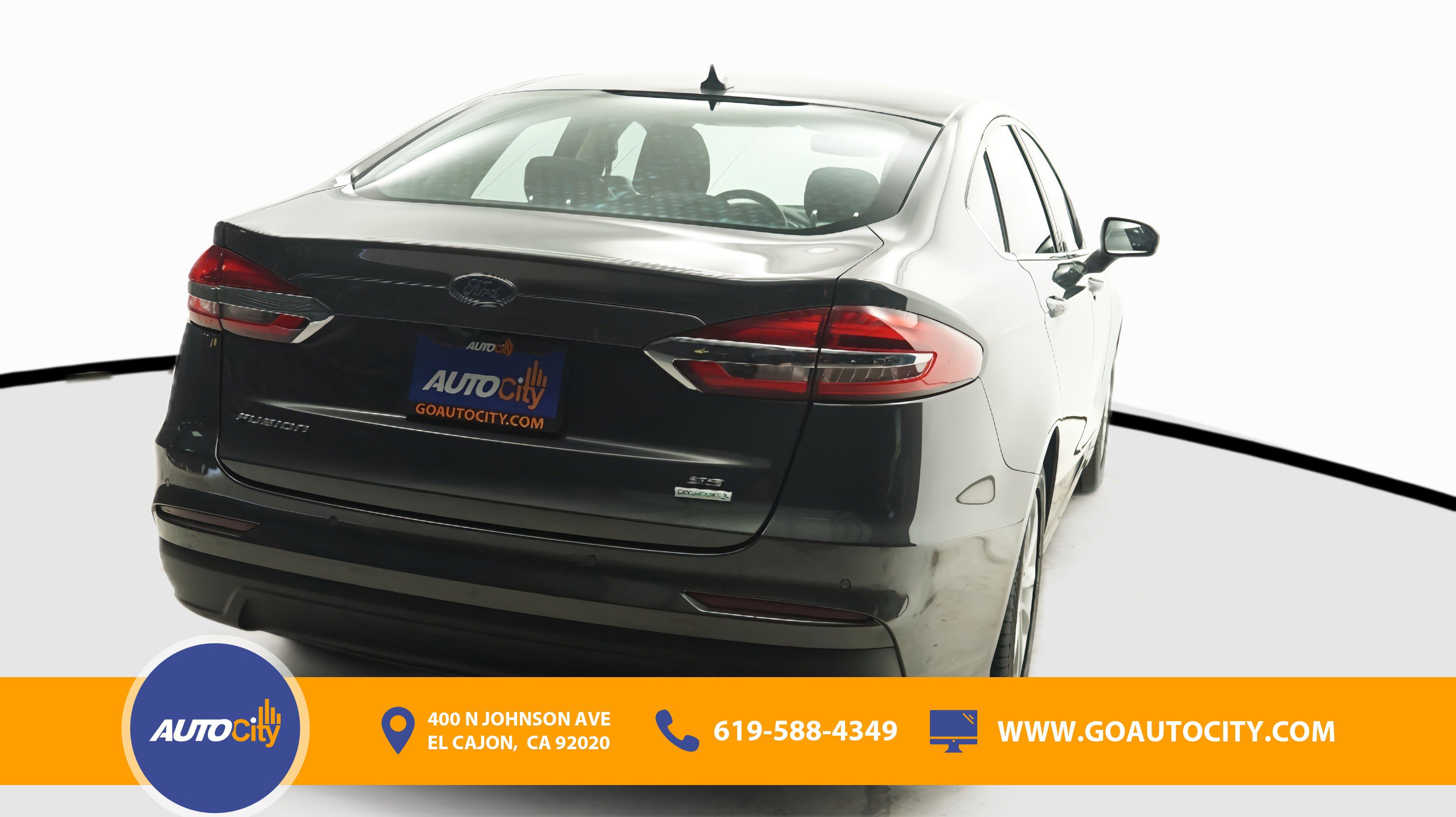 Used 2019 Ford Fusion SE FWD image 10
