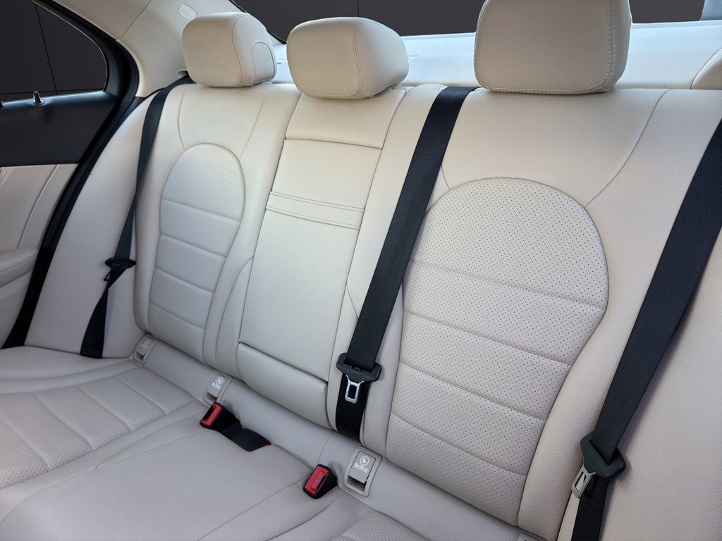 Used 2016 Mercedes-Benz C 300 4MATIC Sedan image 20