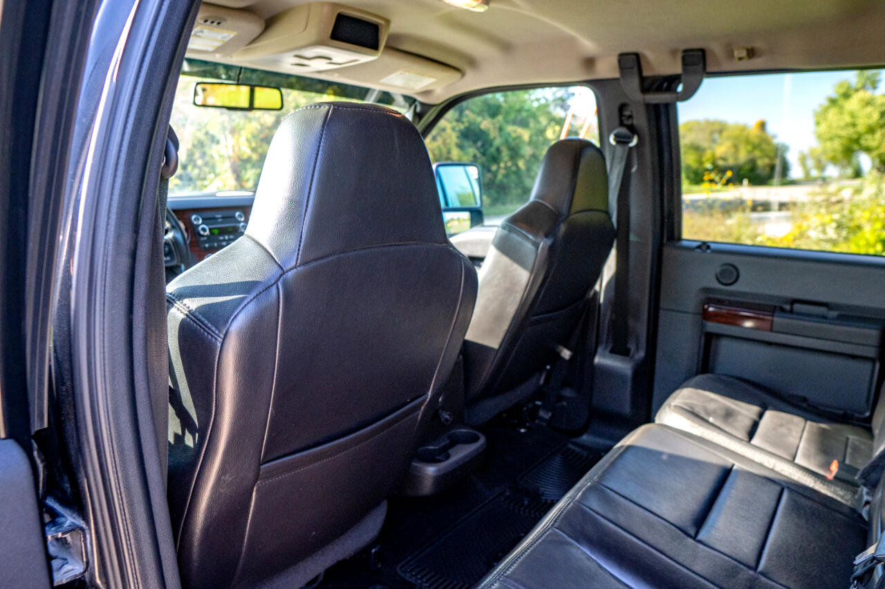 Used 2009 Ford F250 Lariat image 22