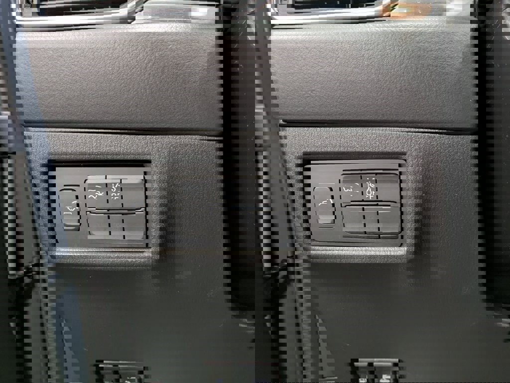 Certified 2023 MAZDA CX-5 Carbon Edition image 20