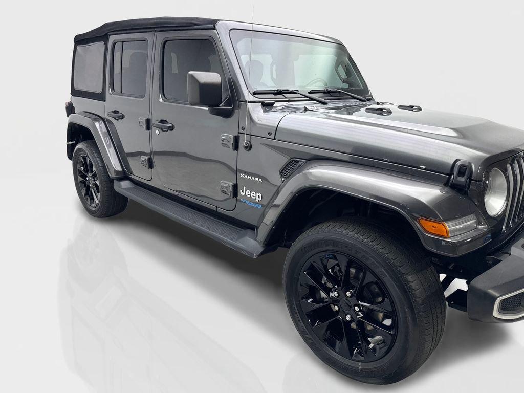 Used 2022 Jeep Wrangler Unlimited Sahara w/ Cold Weather Group image 13