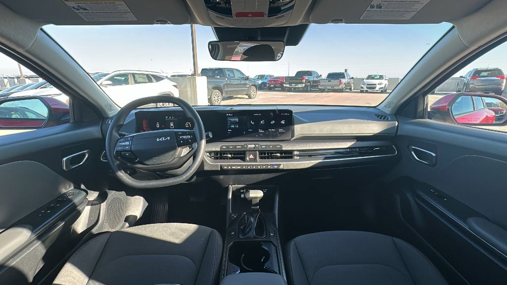 Used 2025 Kia K4 LXS FWD image 21