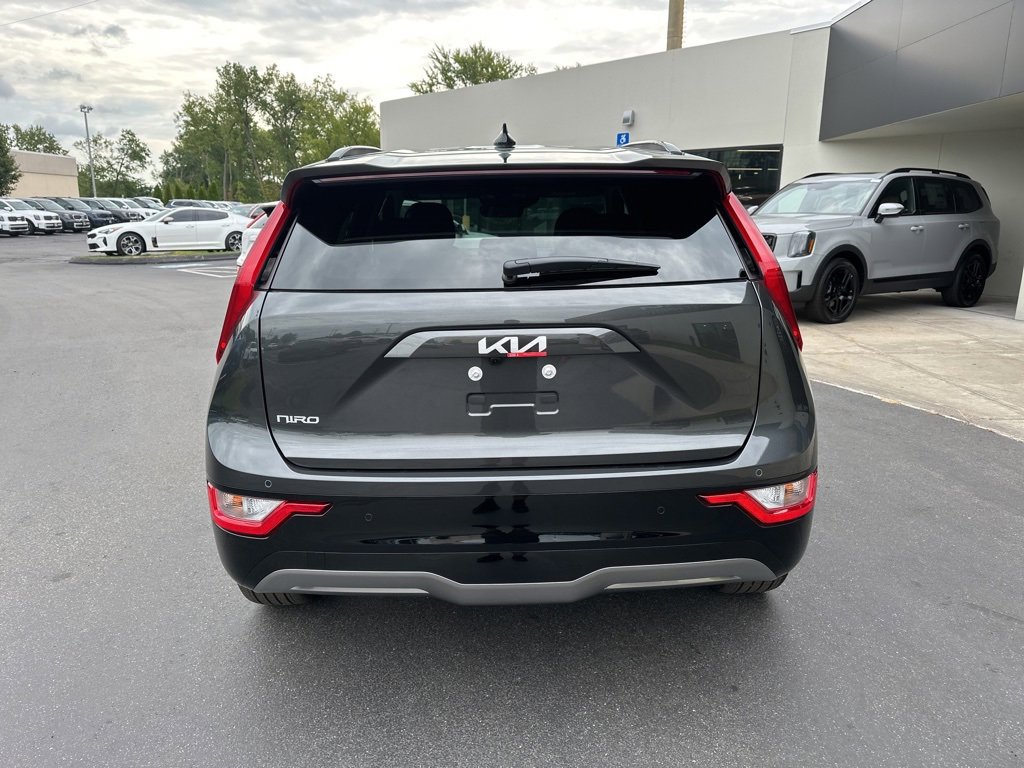 New 2025 Kia Niro Wind w/ Wind Preserve Package image 7