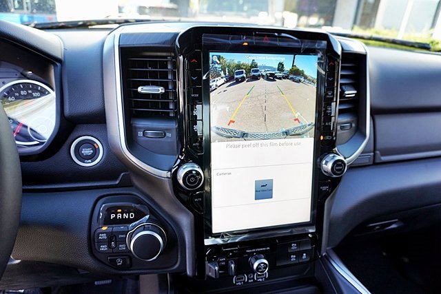 New 2026 RAM 1500 4x4 Crew Cab image 35
