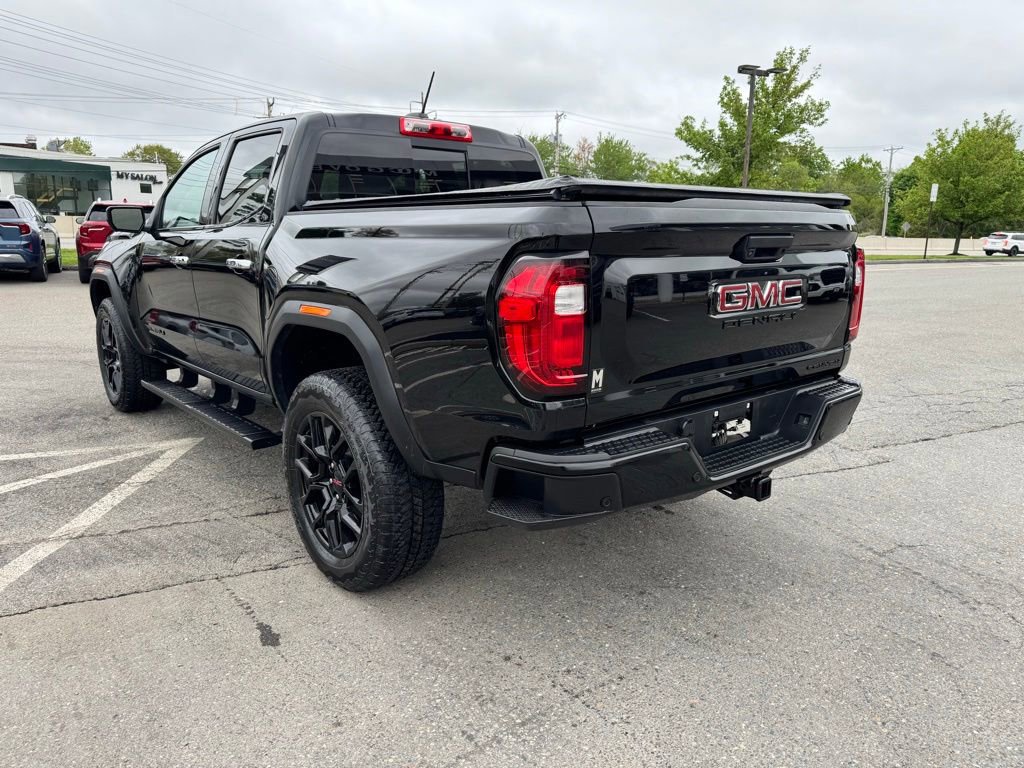 Certified 2023 GMC Canyon Denali w/ Denali Black Edition AWD/4WD image 4