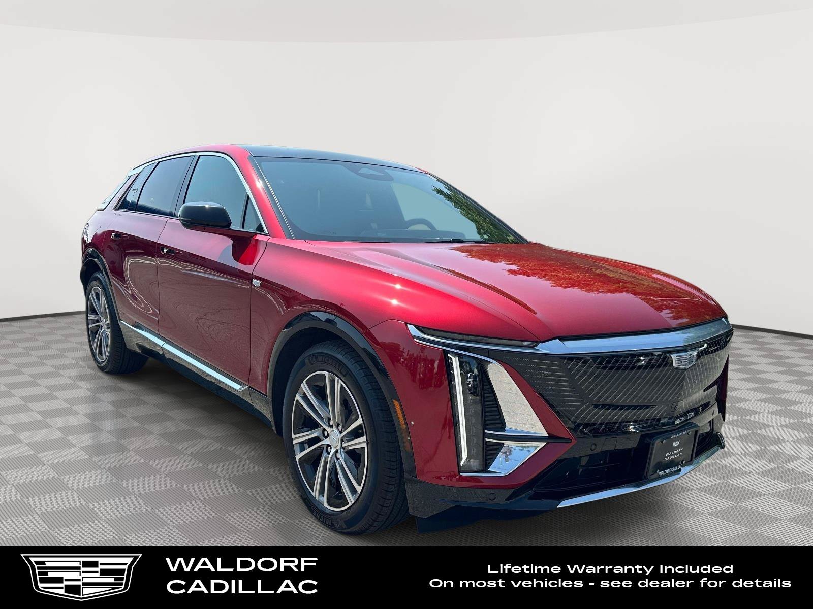 Certified 2025 Cadillac Lyriq Luxury RWD image 1