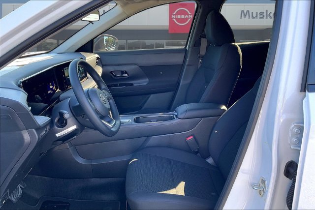New 2027 Nissan Kicks S FWD image 7