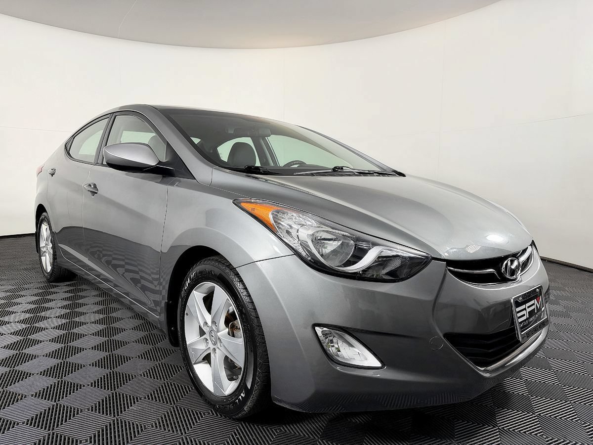 Used 2013 Hyundai Elantra GLS w/ Preferred Pkg FWD image 6