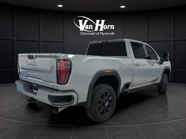 Used 2024 GMC Sierra 3500 AT4 w/ AT4 Premium Plus Package AWD/4WD image 3
