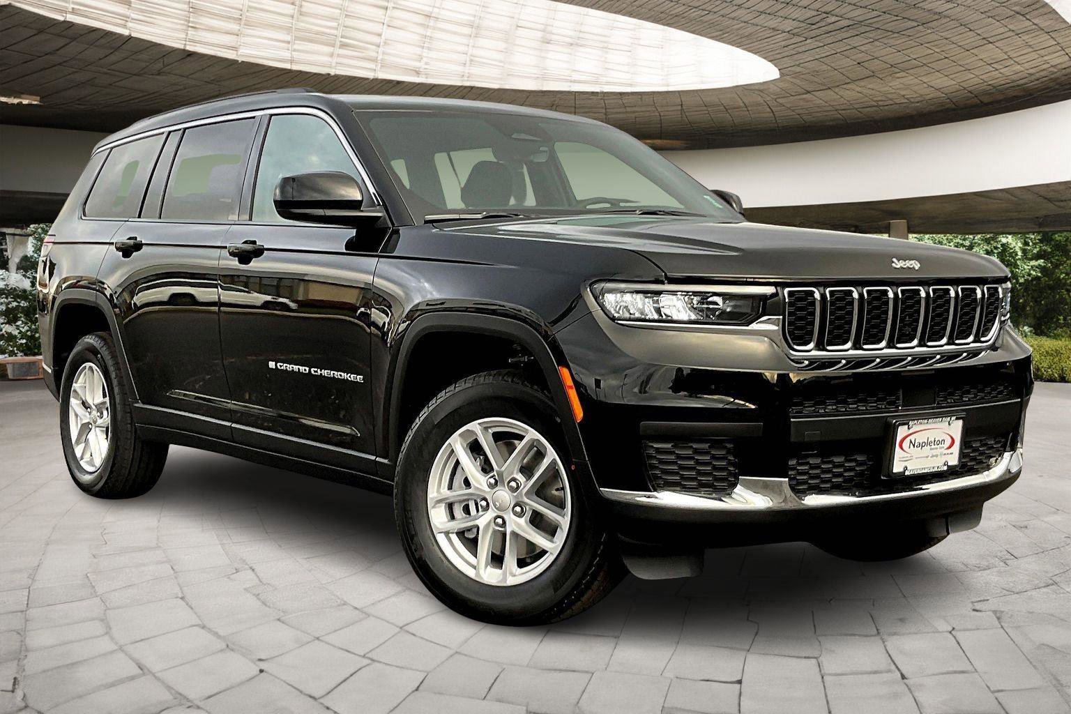 New 2025 Jeep Grand Cherokee L Laredo w/ Luxury Tech Group I image 2