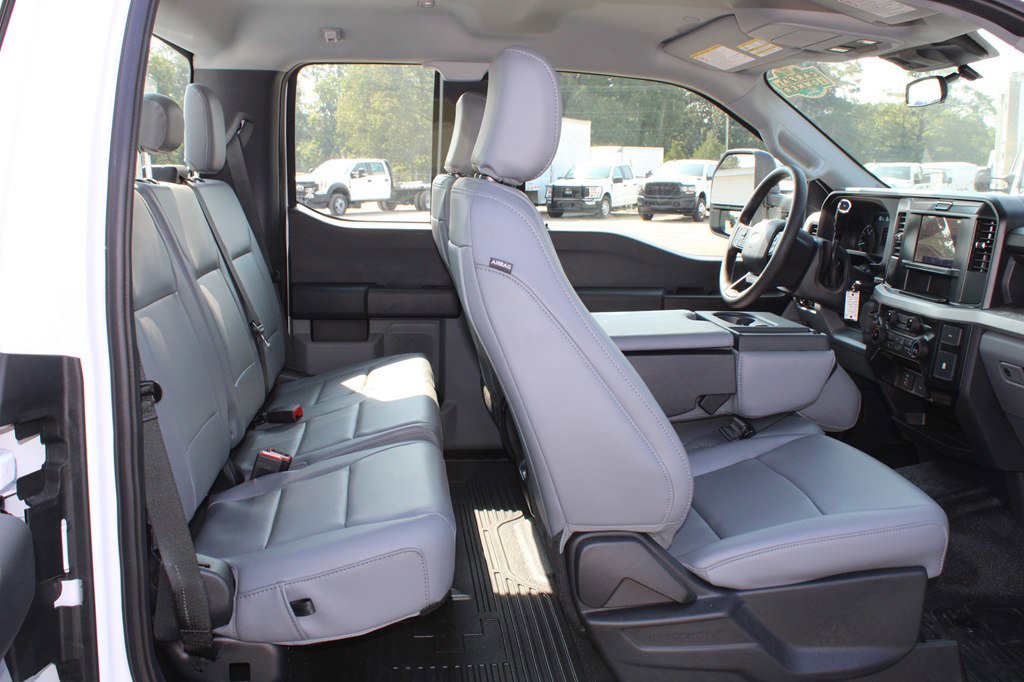 Used 2025 Ford F250 XL image 16