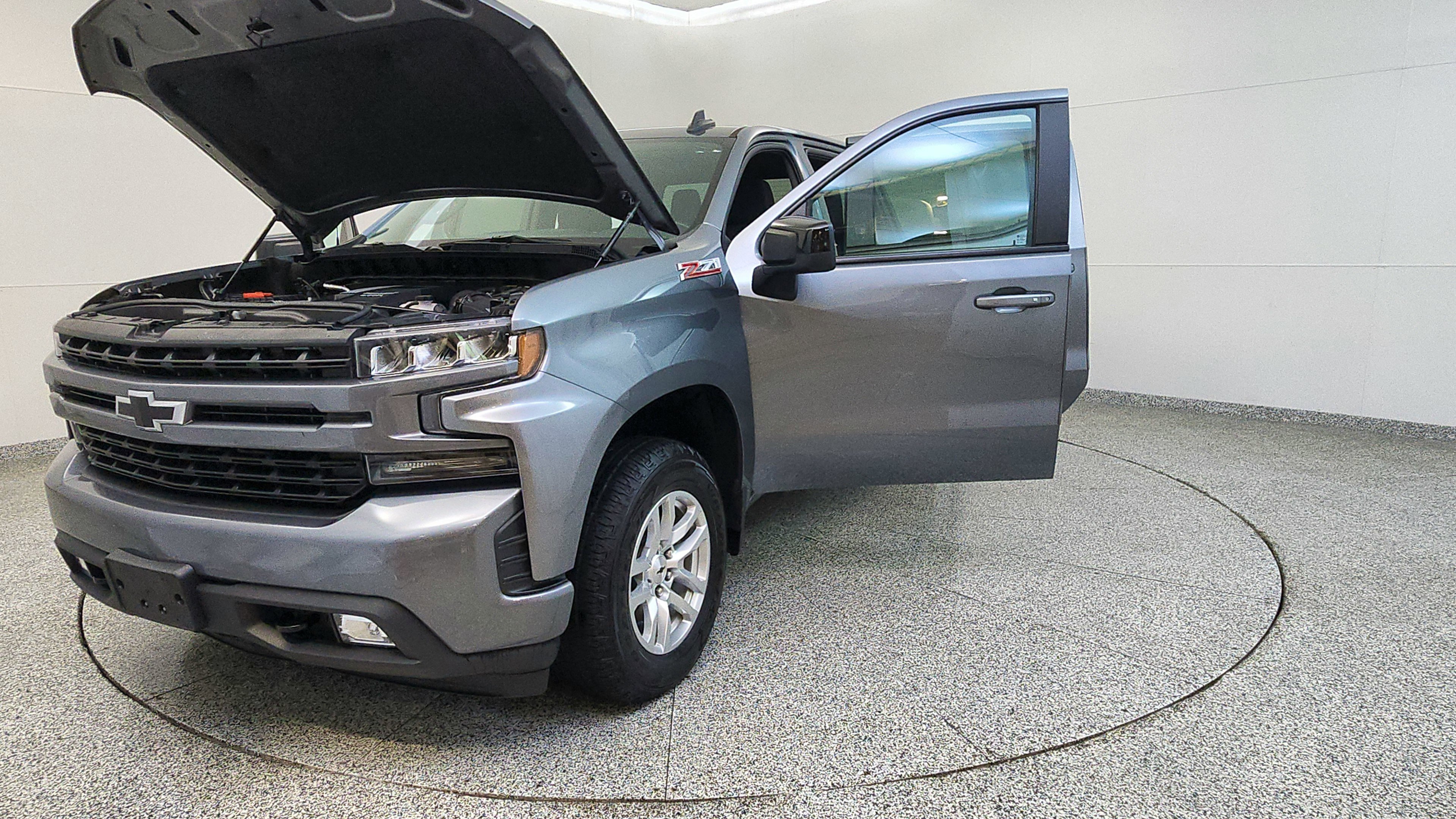Used 2021 Chevrolet Silverado 1500 RST AWD/4WD image 9
