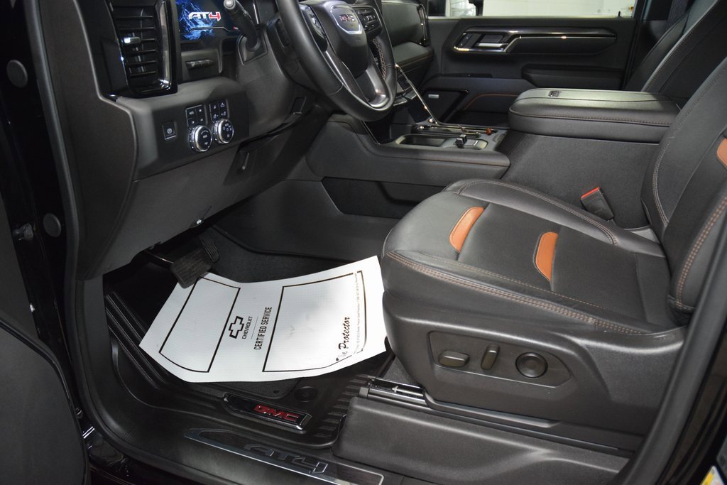 Used 2024 GMC Sierra 2500 AT4 w/ Technology Package image 39
