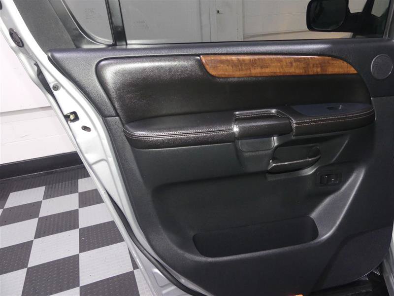 Used 2014 Nissan Armada Platinum w/ 2nd Row Captain Seat Package AWD/4WD image 22
