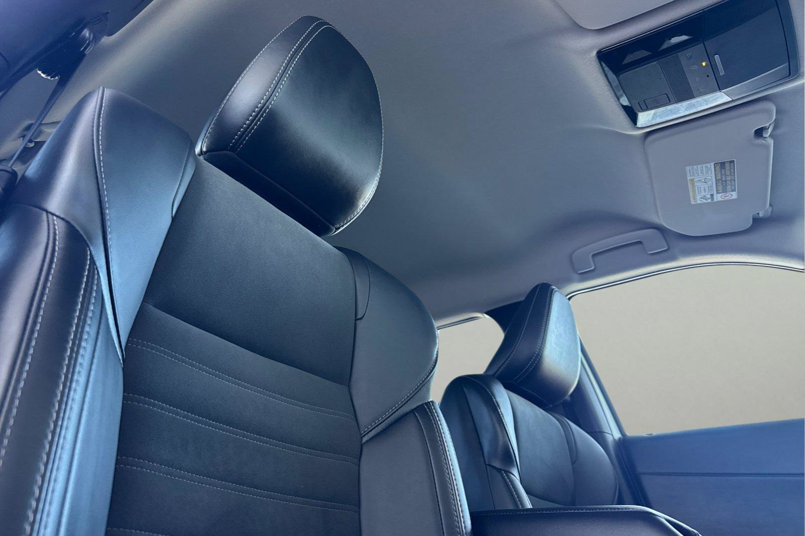 Used 2025 Mitsubishi Outlander SE FWD image 22