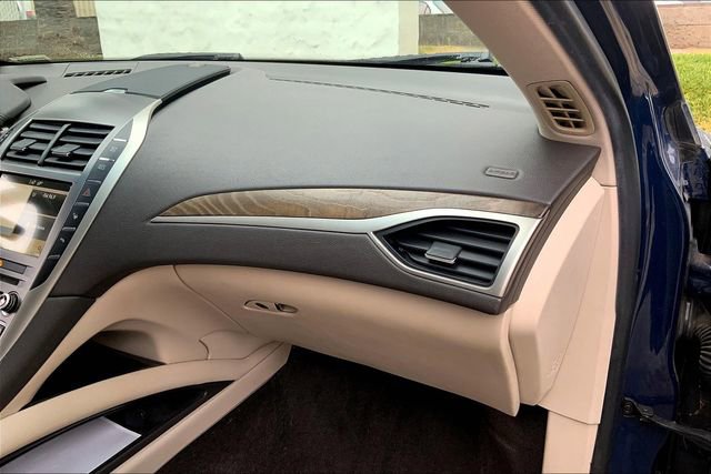 Used 2018 Lincoln MKZ Reserve w/ Luxury Package image 16