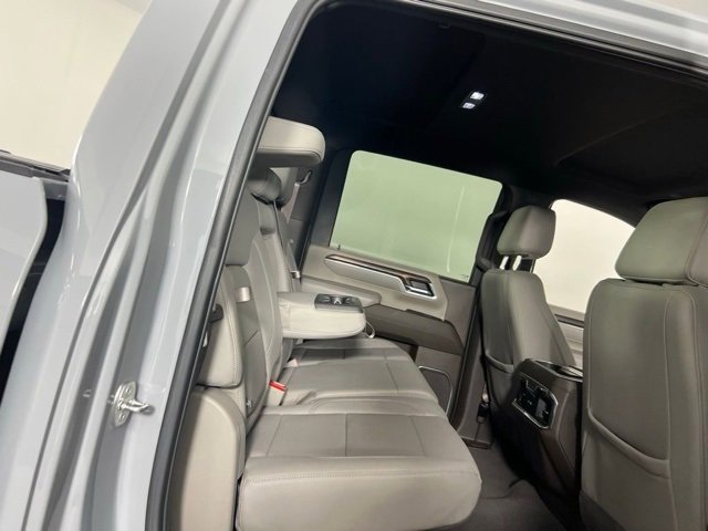 Used 2024 GMC Sierra 2500 SLT w/ SLT Premium Package image 20