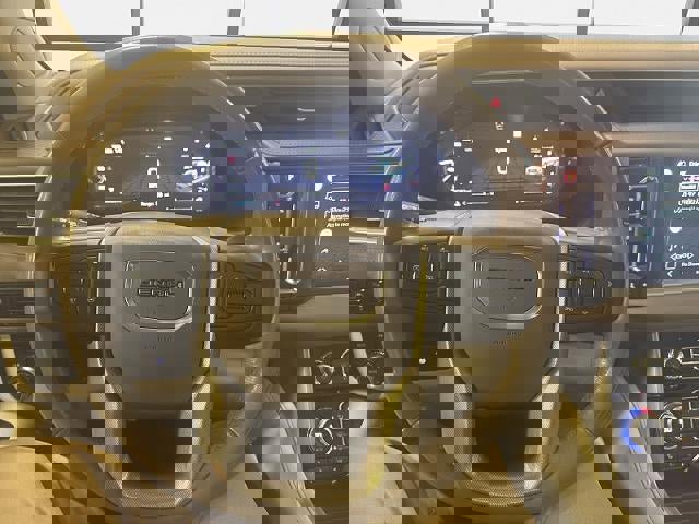 Used 2022 GMC Yukon Denali w/ Denali Premium Package image 22