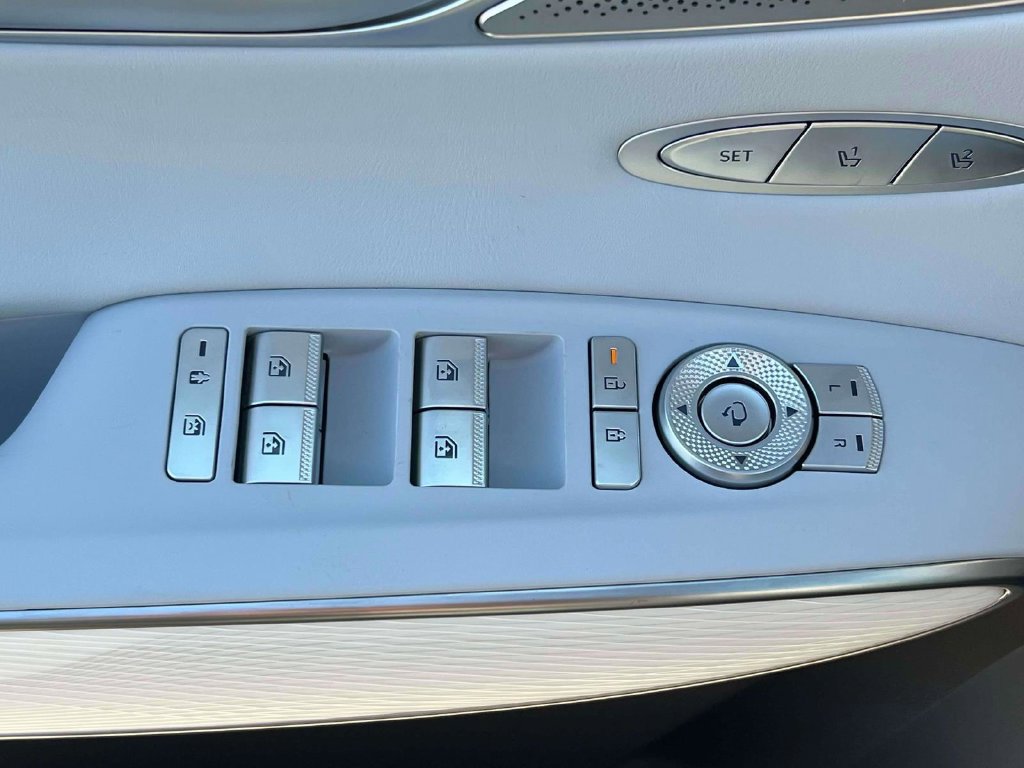 New 2027 Genesis GV70 2.5T Advanced AWD/4WD image 15