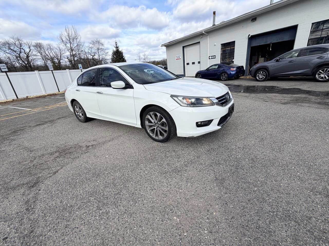 Used 2014 Honda Accord Sport image 6