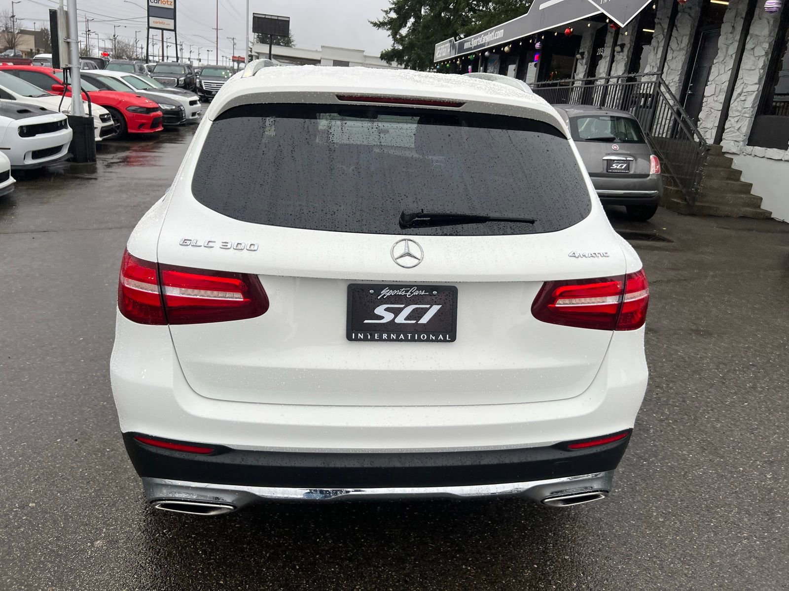 Used 2017 Mercedes-Benz GLC 300 4MATIC image 4