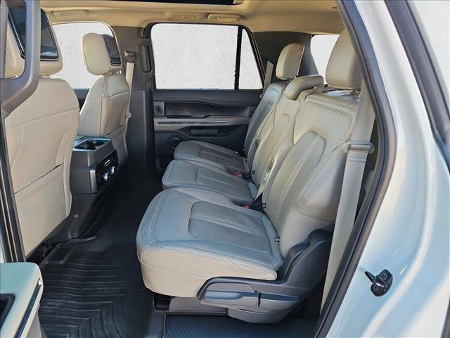 Used 2021 Ford Expedition Max Limited image 22