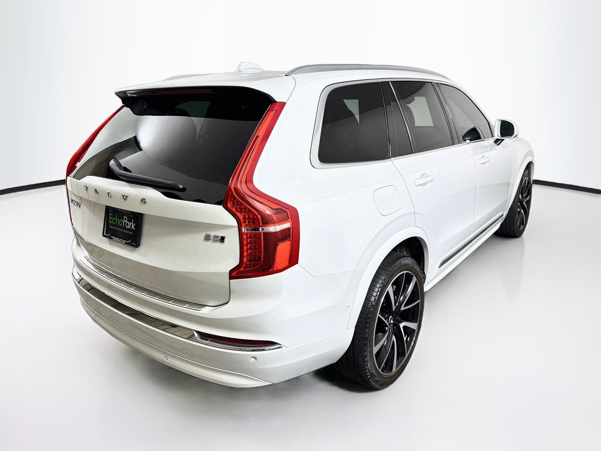 Used 2023 Volvo XC90 B5 Plus w/ Protection Package Premier AWD/4WD image 9