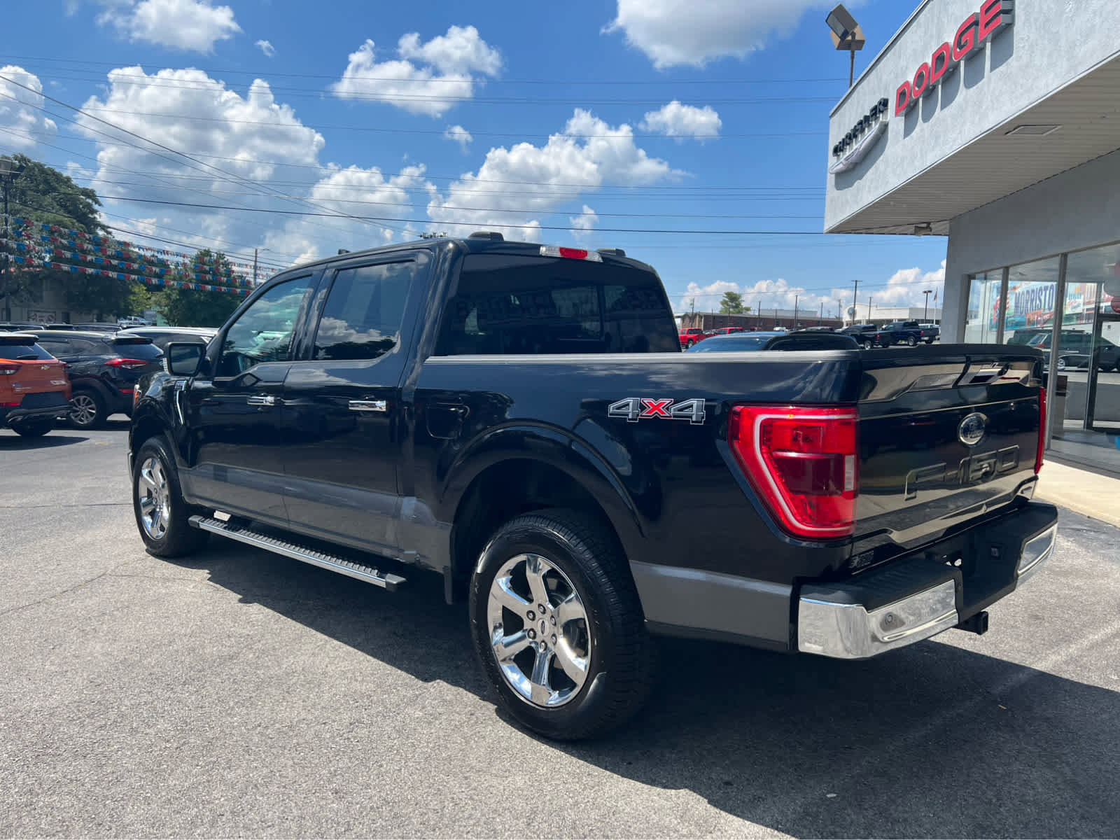 Used 2021 Ford F150 XLT w/ Equipment Group 302A High image 8