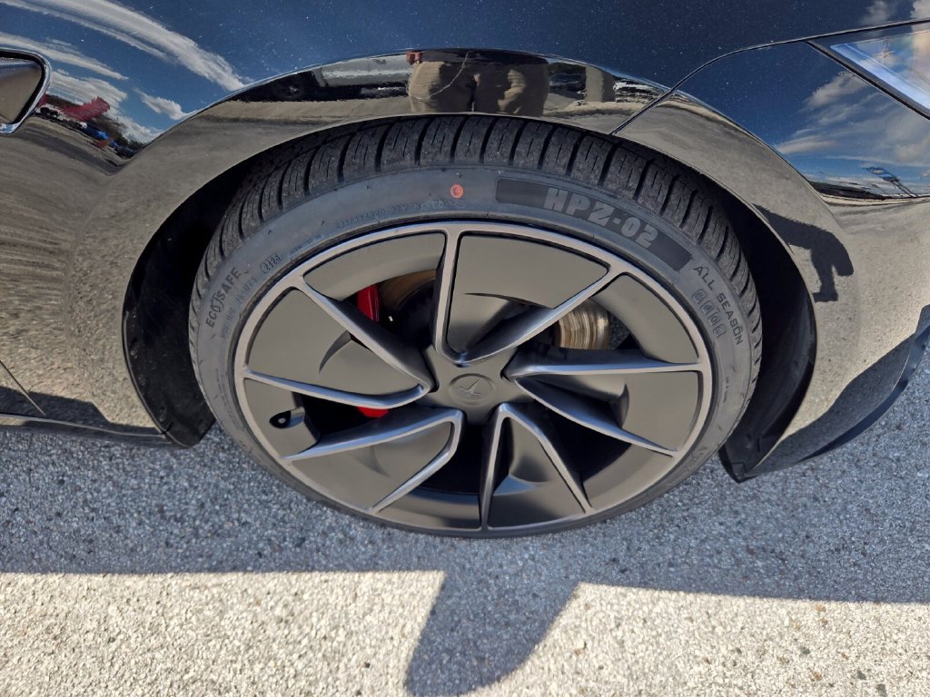 Used 2025 Tesla Model 3 Performance AWD/4WD image 18