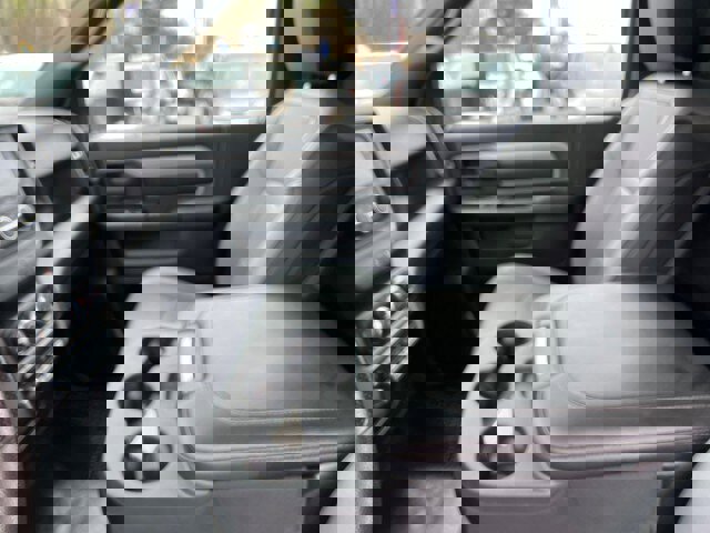 Used 2021 RAM 5500 Tradesman image 20