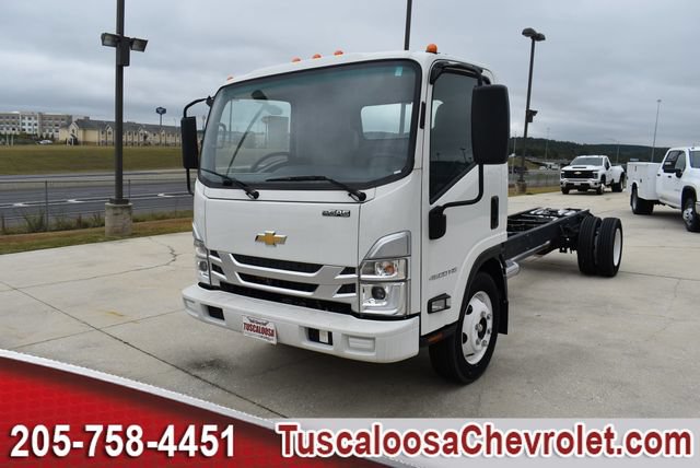 New 2025 Chevrolet Low Cab Forward RWD image 4