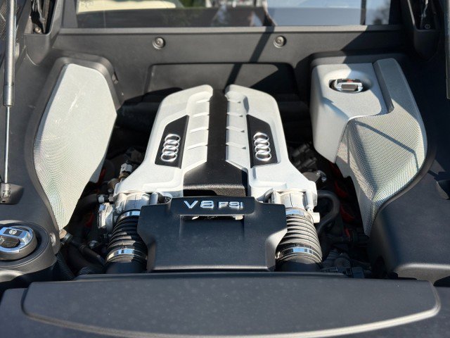 Used 2008 Audi R8 V8 image 28