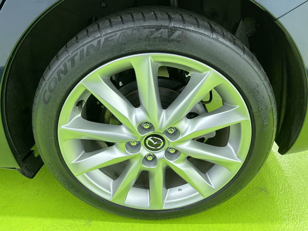 Used 2017 MAZDA MAZDA3 Grand Touring image 15