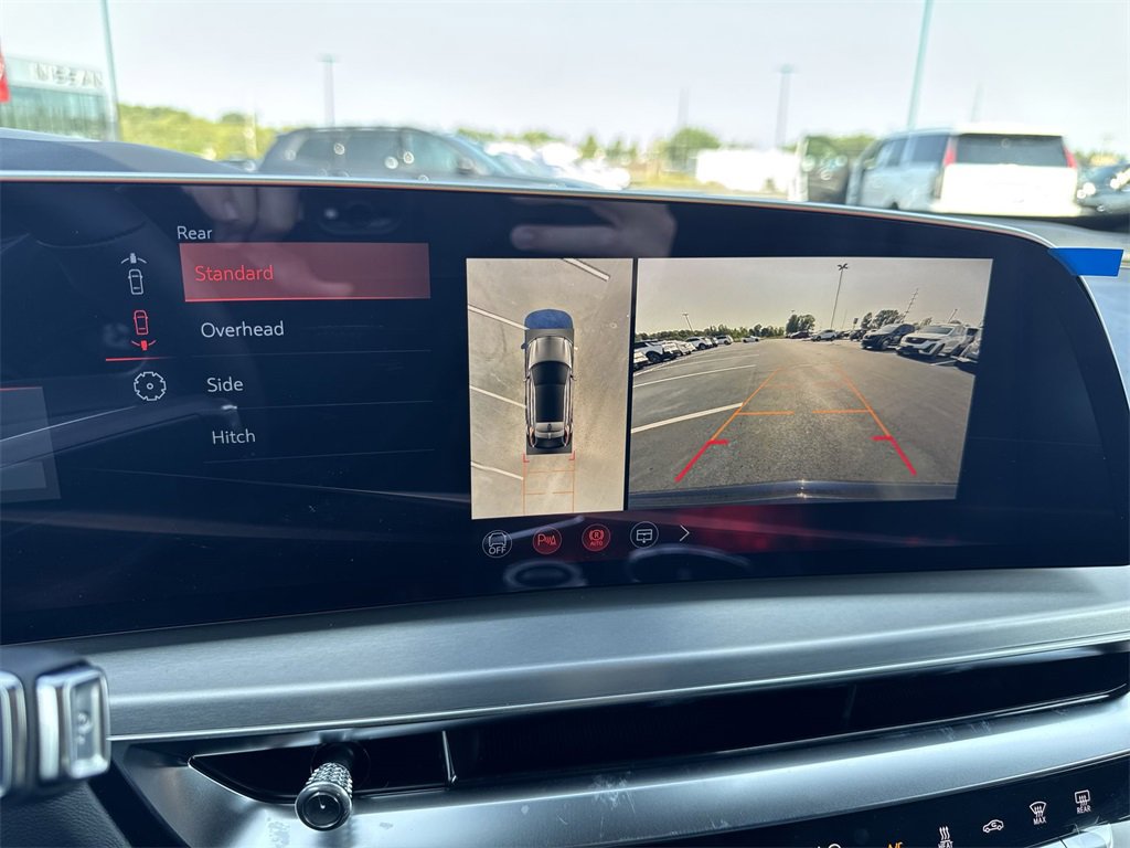 New 2026 Cadillac Lyriq V image 17