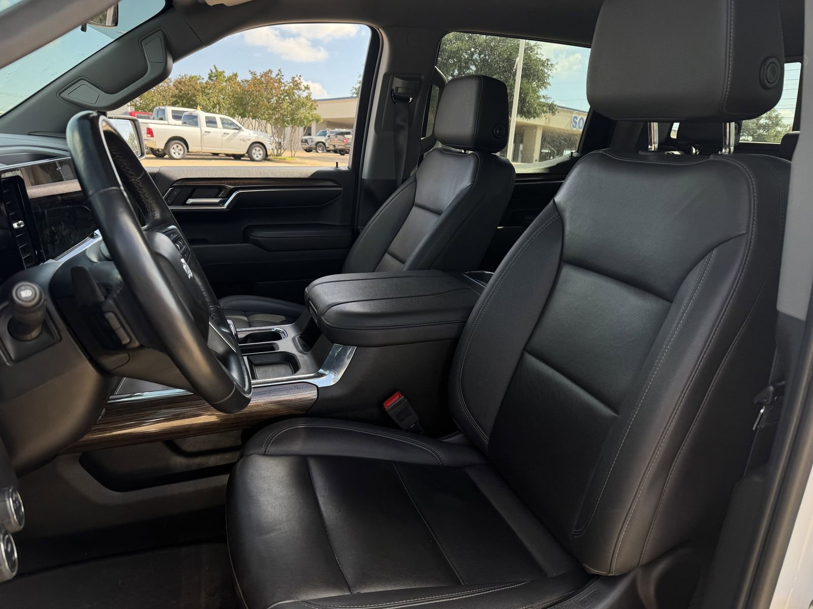 Used 2023 Chevrolet Silverado 1500 RST AWD/4WD image 26