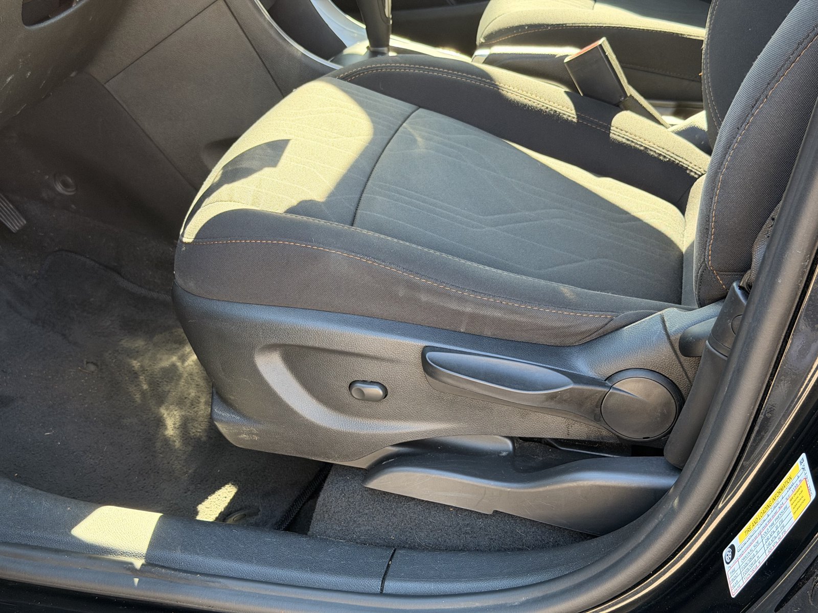 Used 2020 Chevrolet Trax LT FWD image 18