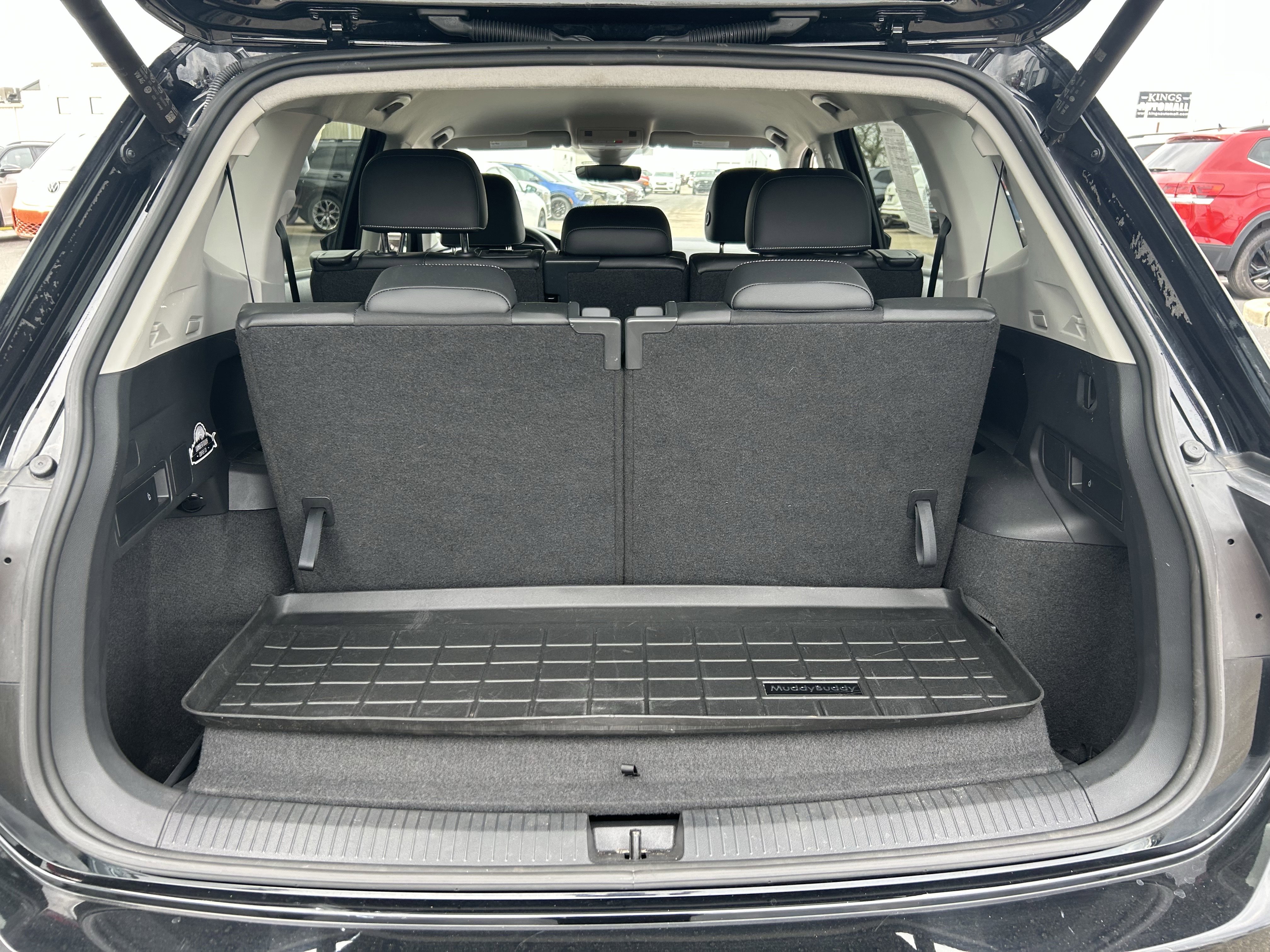 Certified 2023 Volkswagen Tiguan SE image 28