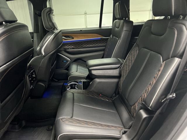 Used 2023 Jeep Grand Cherokee L Summit AWD/4WD image 26