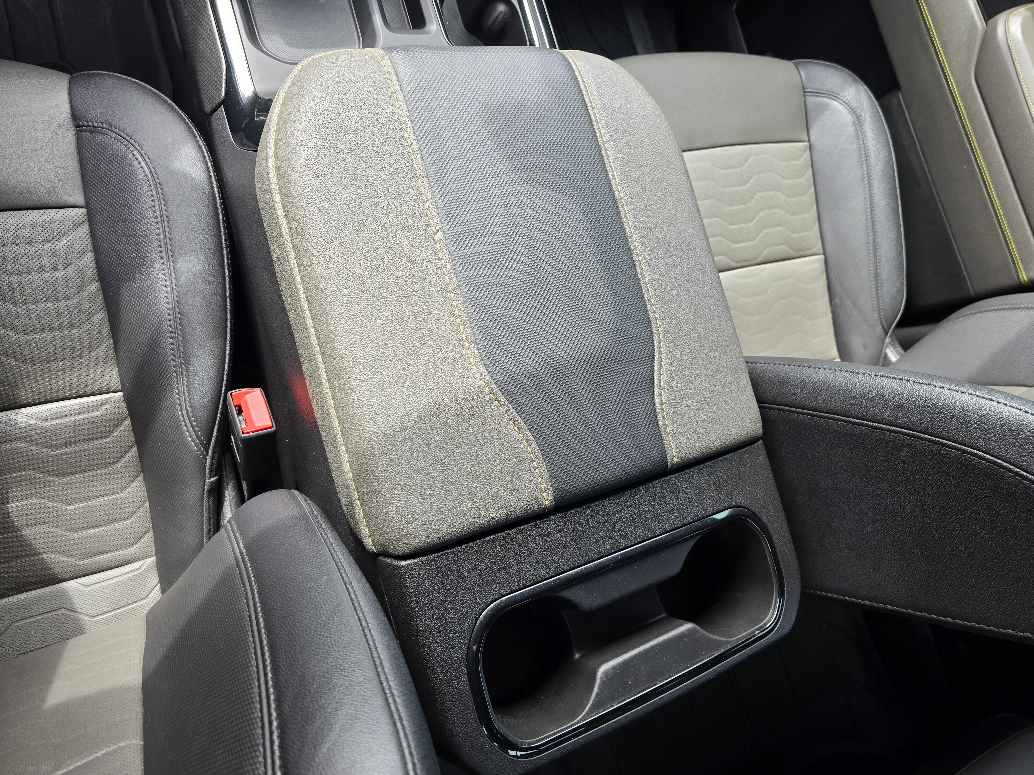 Used 2023 Chevrolet Silverado 1500 ZR2 image 58