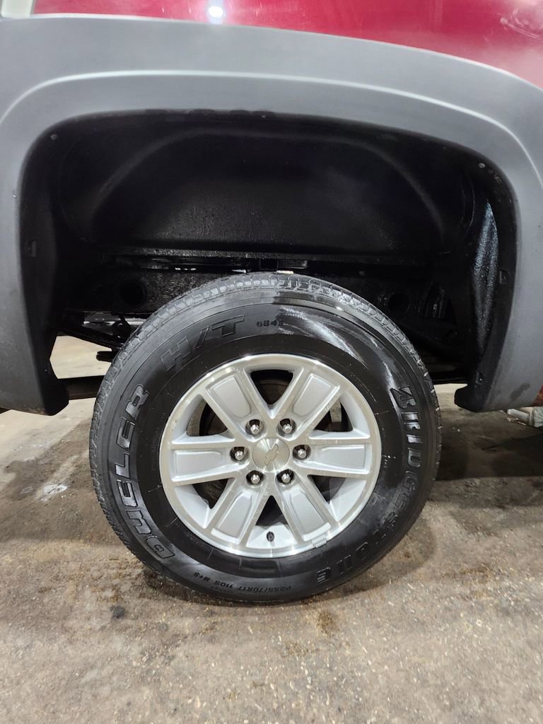 Used 2008 Chevrolet Silverado 1500 LT w/ Suspension Package, Off-Road AWD/4WD image 26